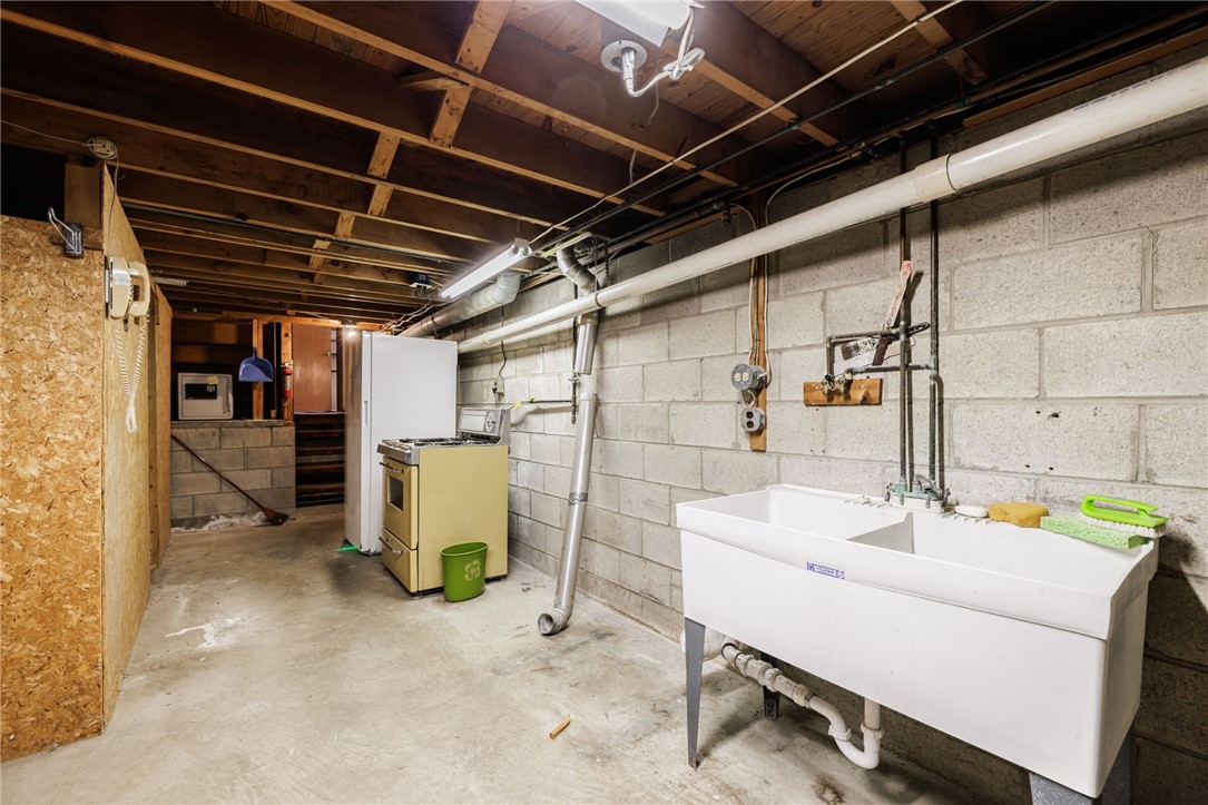 254 Parkview Drive Rochester, NY 14625 - Photo 27 of 36