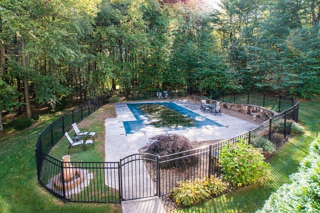 51 Southboro Road Upton, MA 01568 - Photo 4 of 30