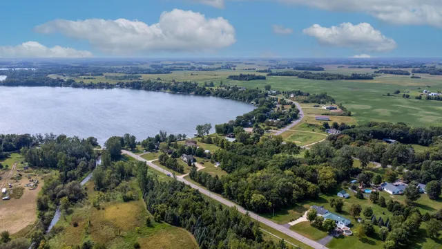 $199,000 | 21900 746th Avenue, Dassel, MN 55325