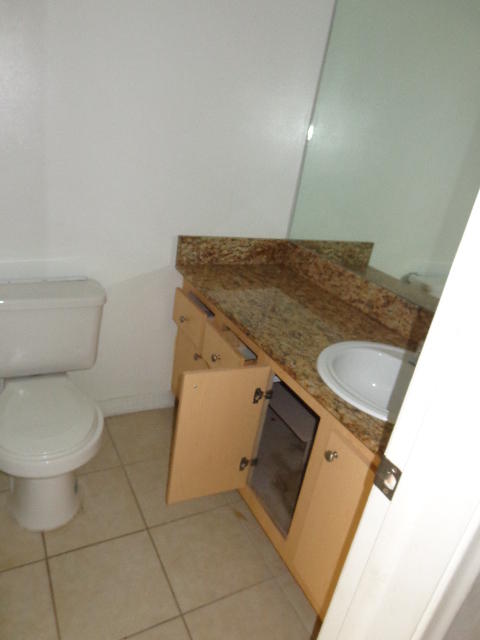 22563 Southwest 66th Avenue, Unit 208 Boca Raton, FL 33428 - Photo 6 of 10 Half bath