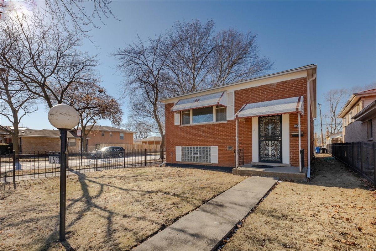 11558 South Elizabeth Street Chicago, IL 60643 - Photo 3 of 31