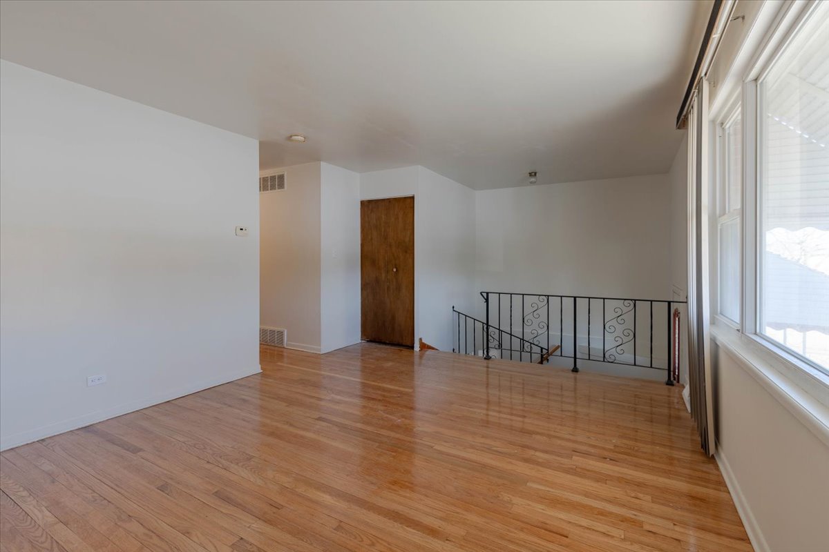 11558 South Elizabeth Street Chicago, IL 60643 - Photo 8 of 31