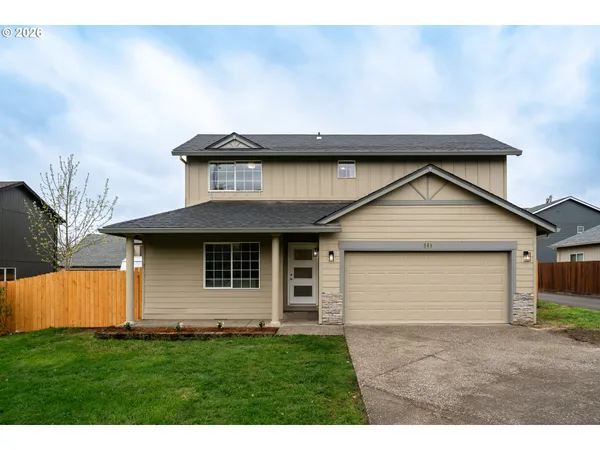 $489,000 | 441 North 2nd Street, St. Helens, OR 97051