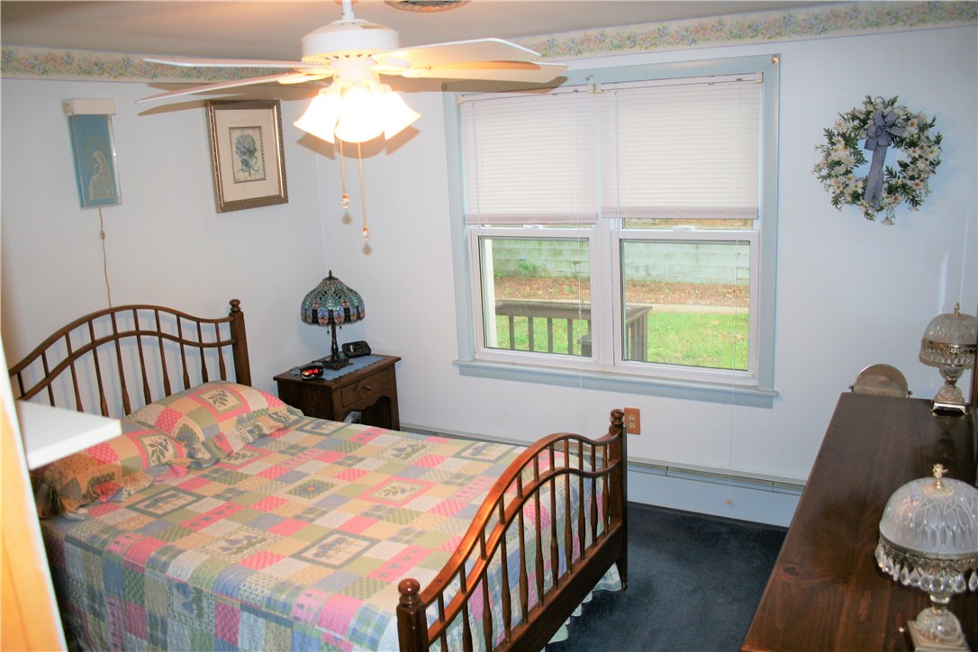 64 Chatham Road Cranston, RI 02920 - Photo 16 of 35