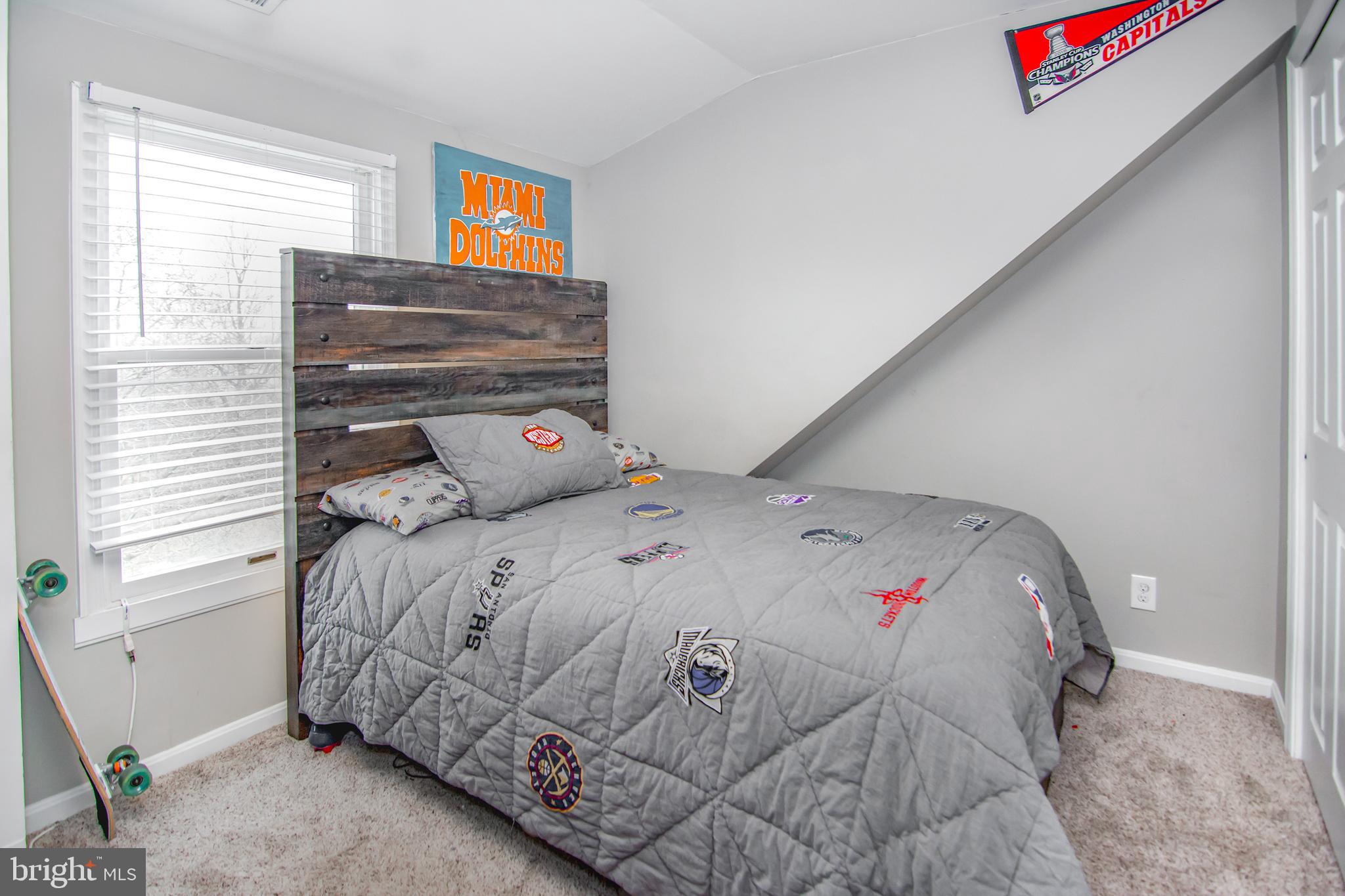 609 Northview Road Mount Airy, MD 21771 - Photo 23 of 30 upstairs bedroom 2