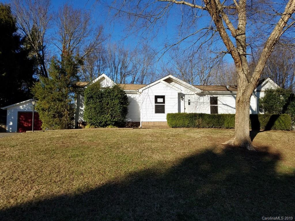 71 Reeves Road Leicester, NC 28748 - Photo 1 of 14 Gallery Image 1