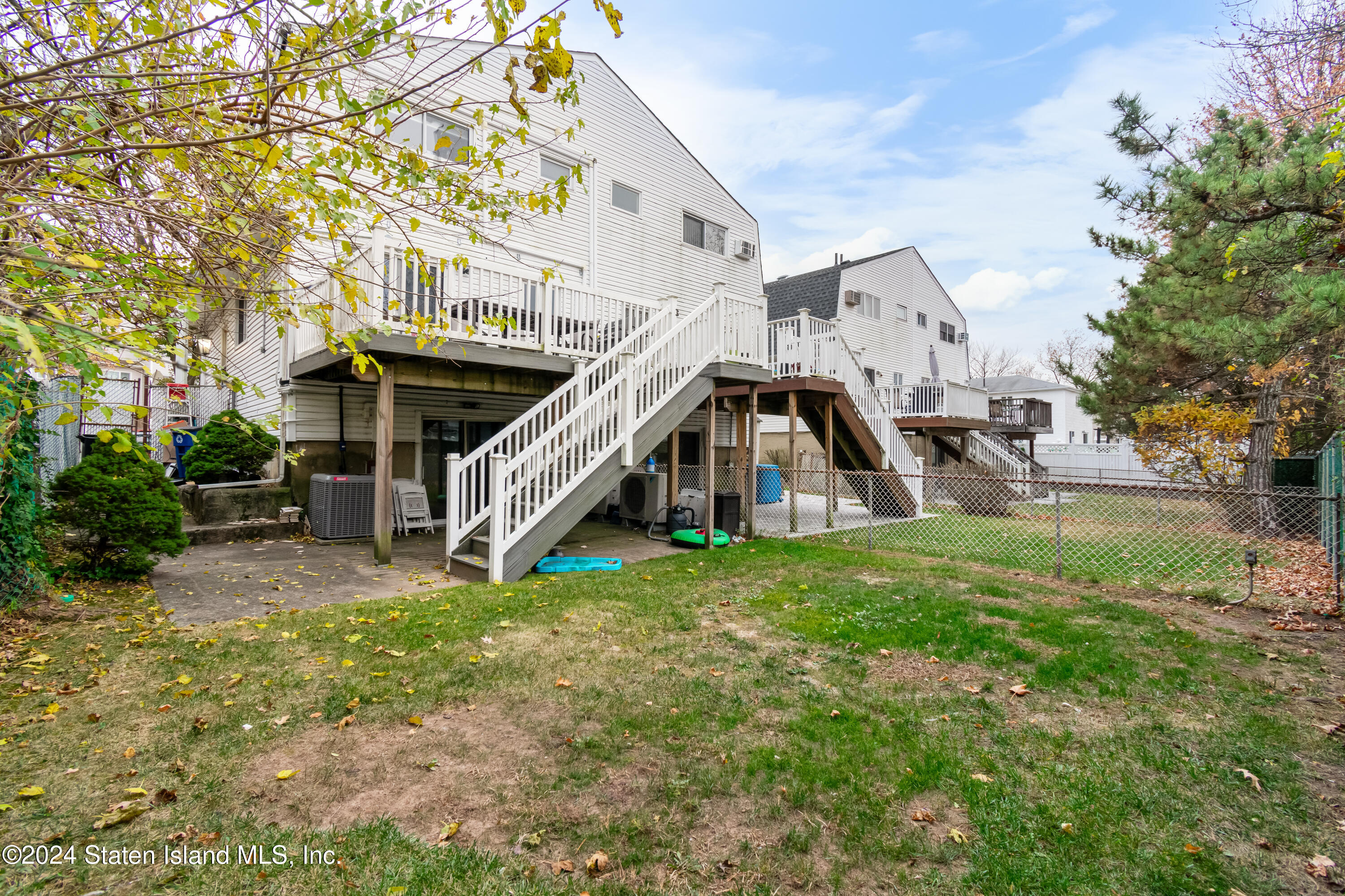 1107 Willowbrook Road Staten Island, NY 10314 - Photo 26 of 29 DSC_2862