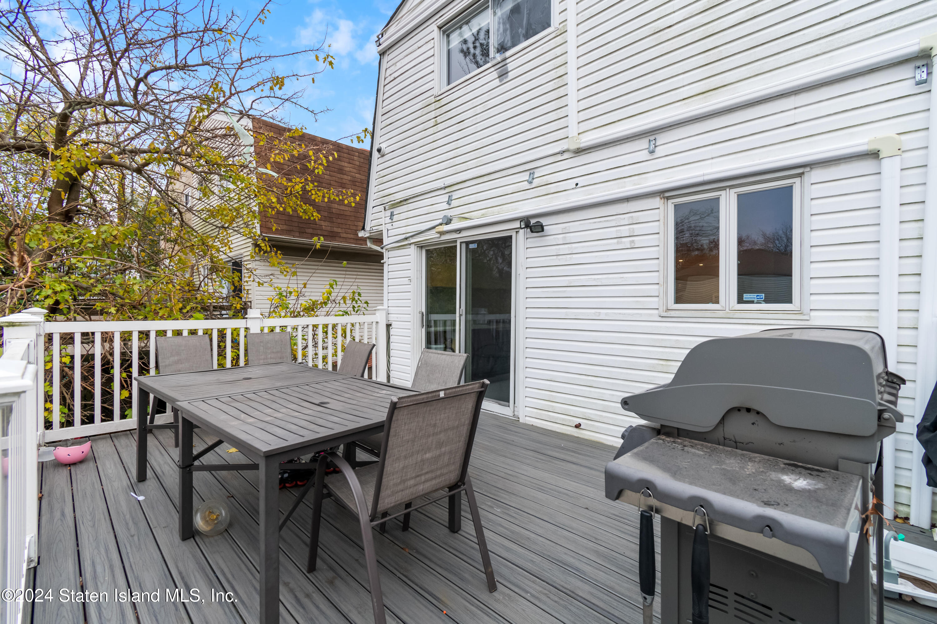 1107 Willowbrook Road Staten Island, NY 10314 - Photo 28 of 29 DSC_2865