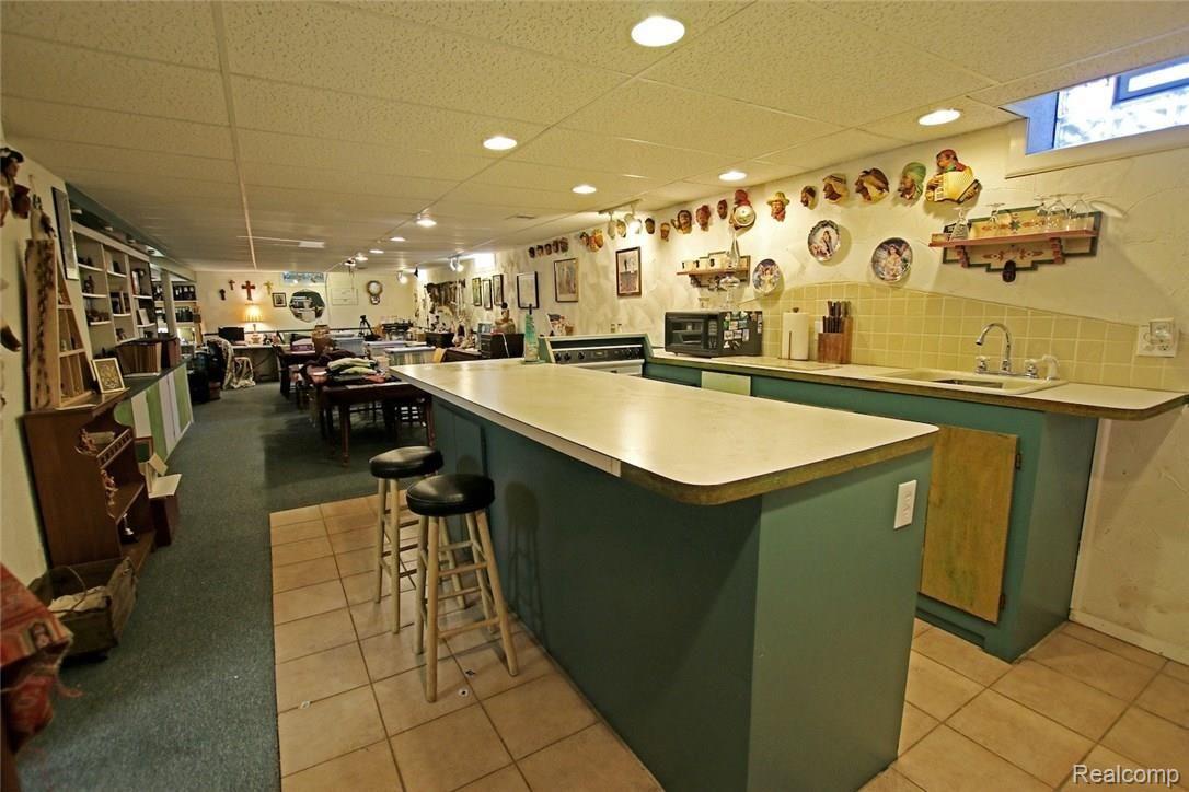 6451 Oakhill Road Clarkston, MI 48348 - Photo 38 of 52 38) Basement.jpg