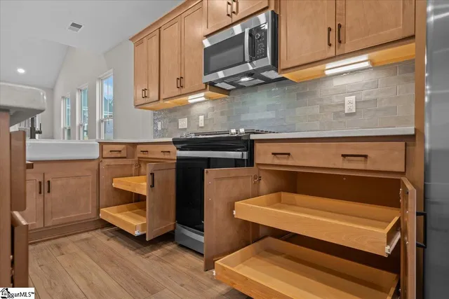 $329,990 | 810 Pleasant Falls Drive, Moore, SC 29369