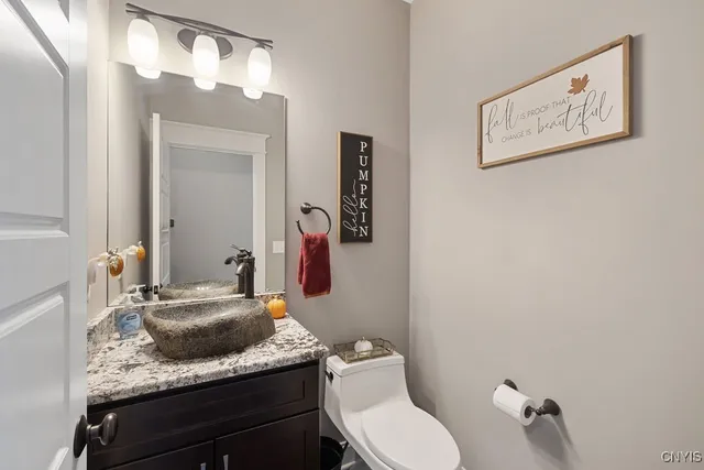 $1,199,000 | 2020 Limber Pne Circle, Manlius, NY 13104