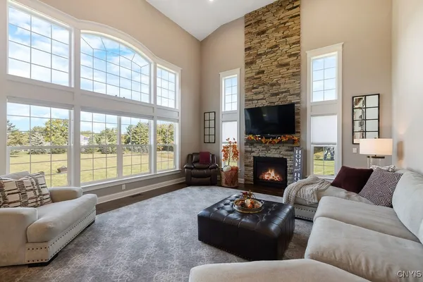 $1,199,000 | 2020 Limber Pne Circle, Pompey, NY 13104