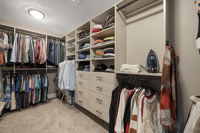 $1,199,000 | 2020 Limber Pne Circle, Manlius, NY 13104