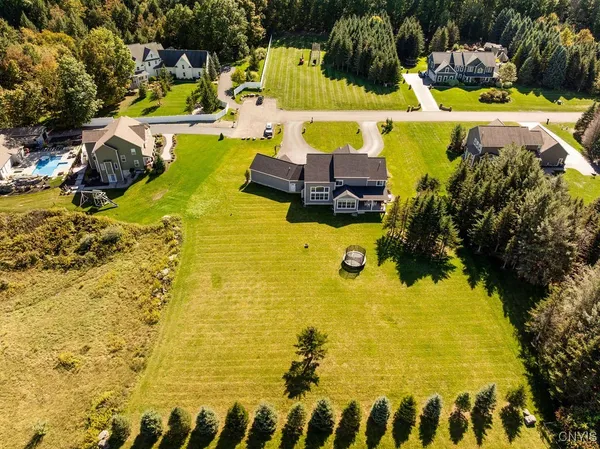$1,199,000 | 2020 Limber Pne Circle, Pompey, NY 13104