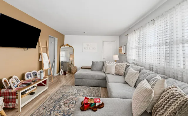 $192,000 | 5523 Wellington Avenue, Unit M8, Ventnor City, NJ 08406