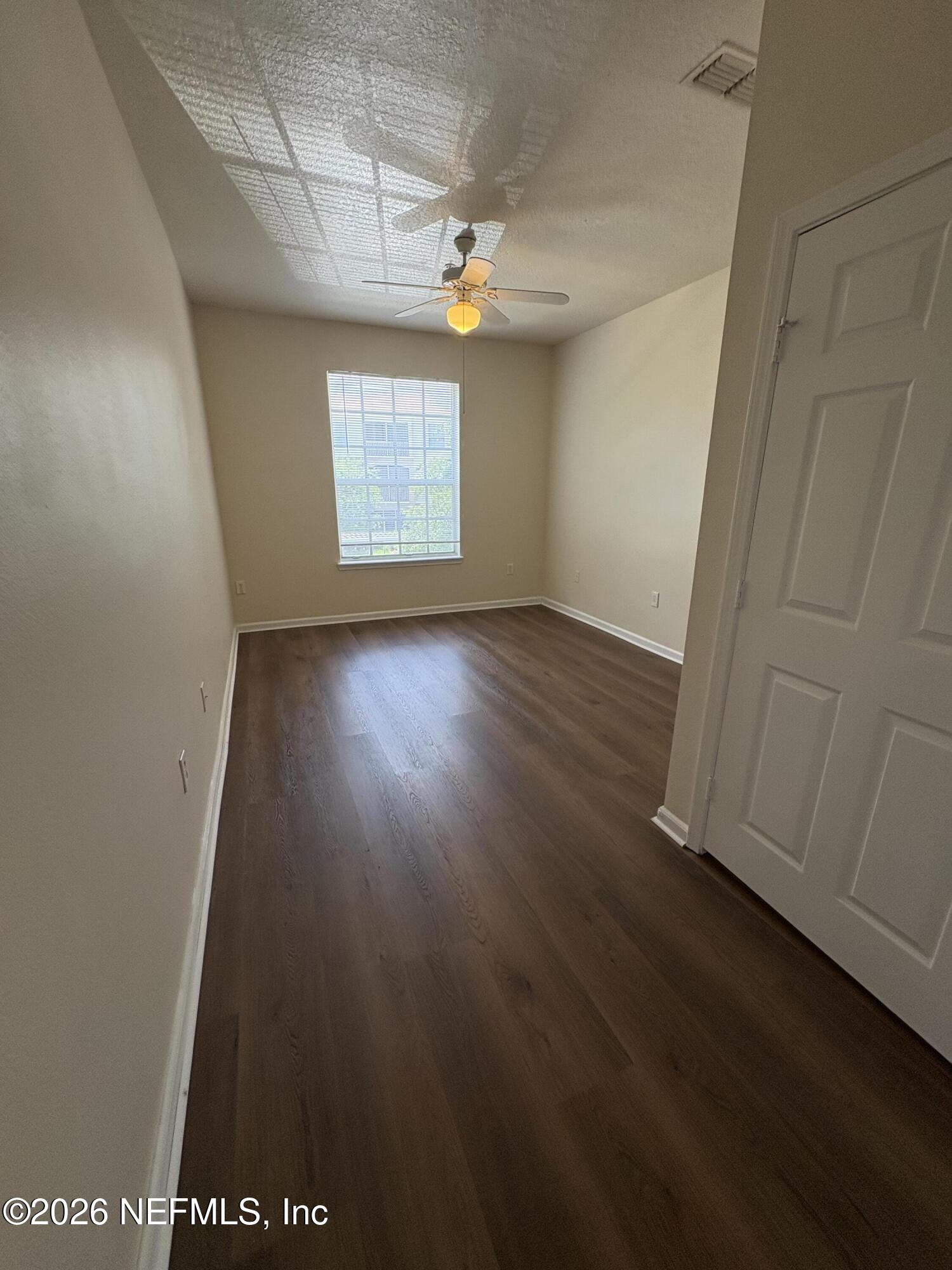 10550 Baymeadows Road, Unit 806 Jacksonville, FL 32256 - Photo 14 of 34 Master Bedroom