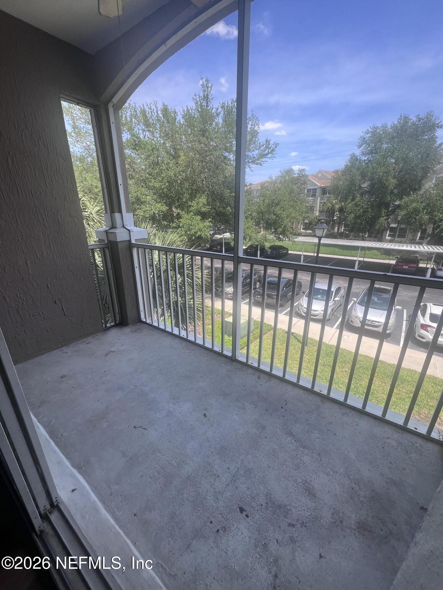10550 Baymeadows Road, Unit 806 Jacksonville, FL 32256 - Photo 29 of 34 IMG_3942