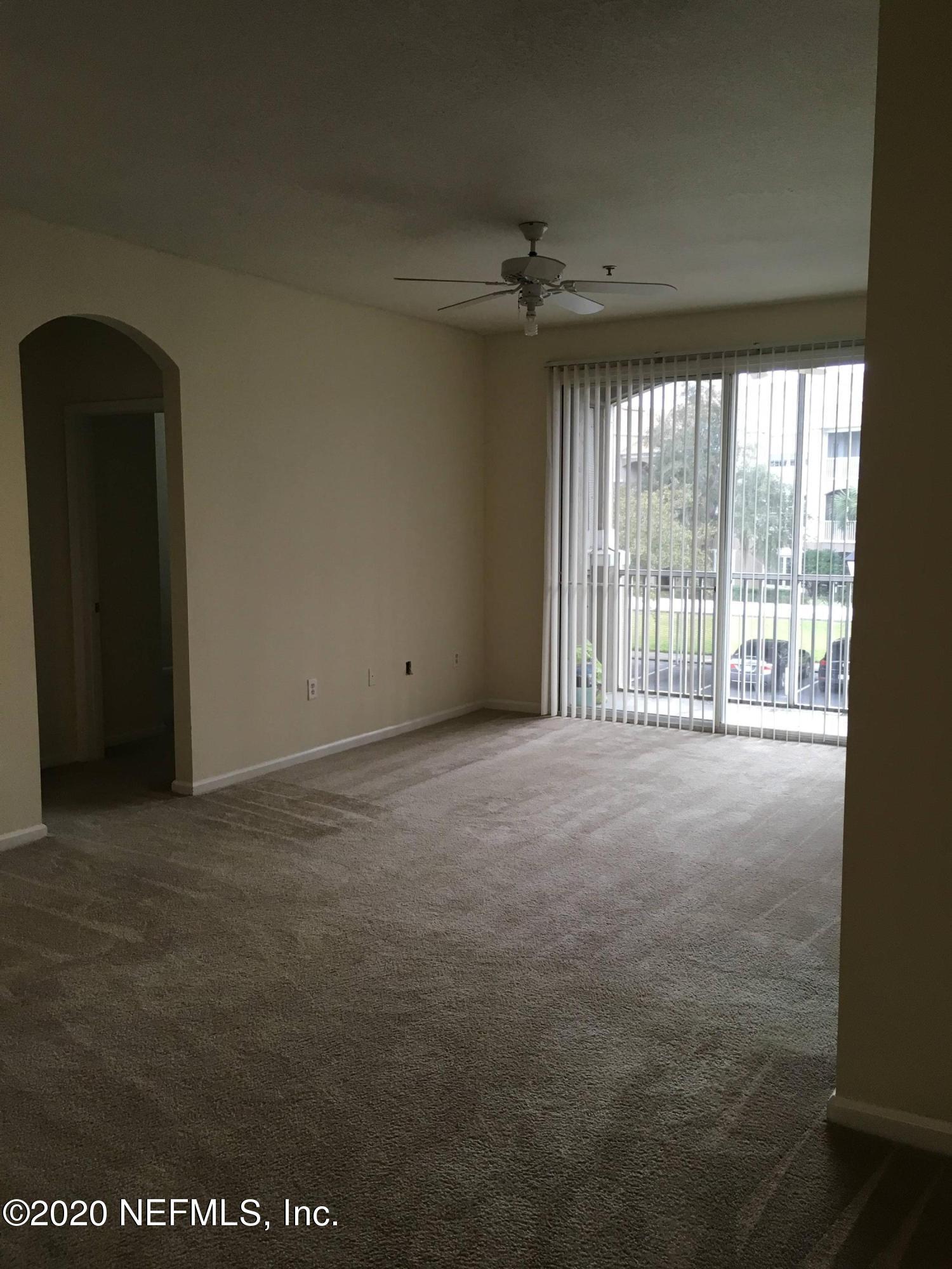 10550 Baymeadows Road, Unit 806 Jacksonville, FL 32256 - Photo 7 of 30 a view of an empty room with a window