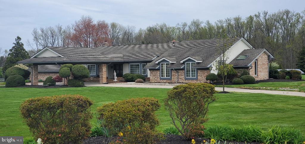 800 Lantern Way Sewell, NJ 08080 - Photo 1 of 36