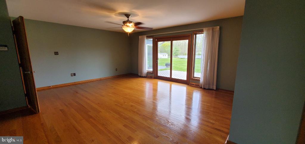 800 Lantern Way Sewell, NJ 08080 - Photo 11 of 36