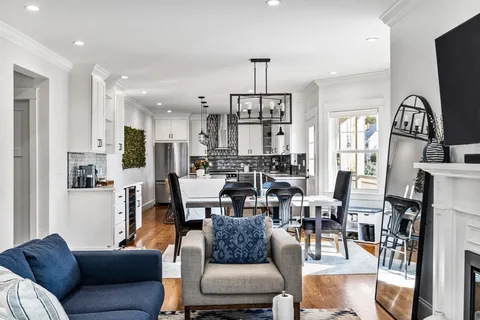 $899,000 | 216-218 Central Avenue, Unit 218, Medford, MA 02155