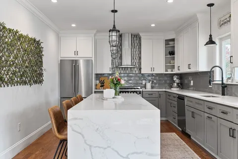 $899,000 | 216-218 Central Avenue, Unit 218, Medford, MA 02155