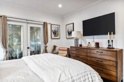 $899,000 | 216-218 Central Avenue, Unit 218, Medford, MA 02155