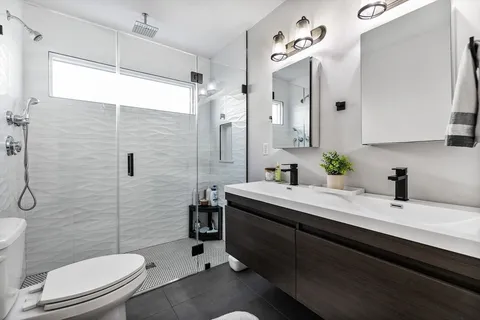 $899,000 | 216-218 Central Avenue, Unit 218, Medford, MA 02155