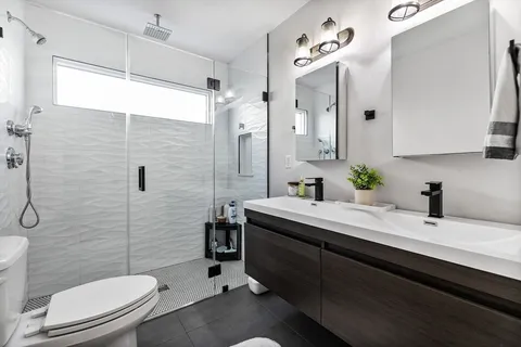 $899,000 | 216-218 Central Avenue, Unit 218, Medford, MA 02155