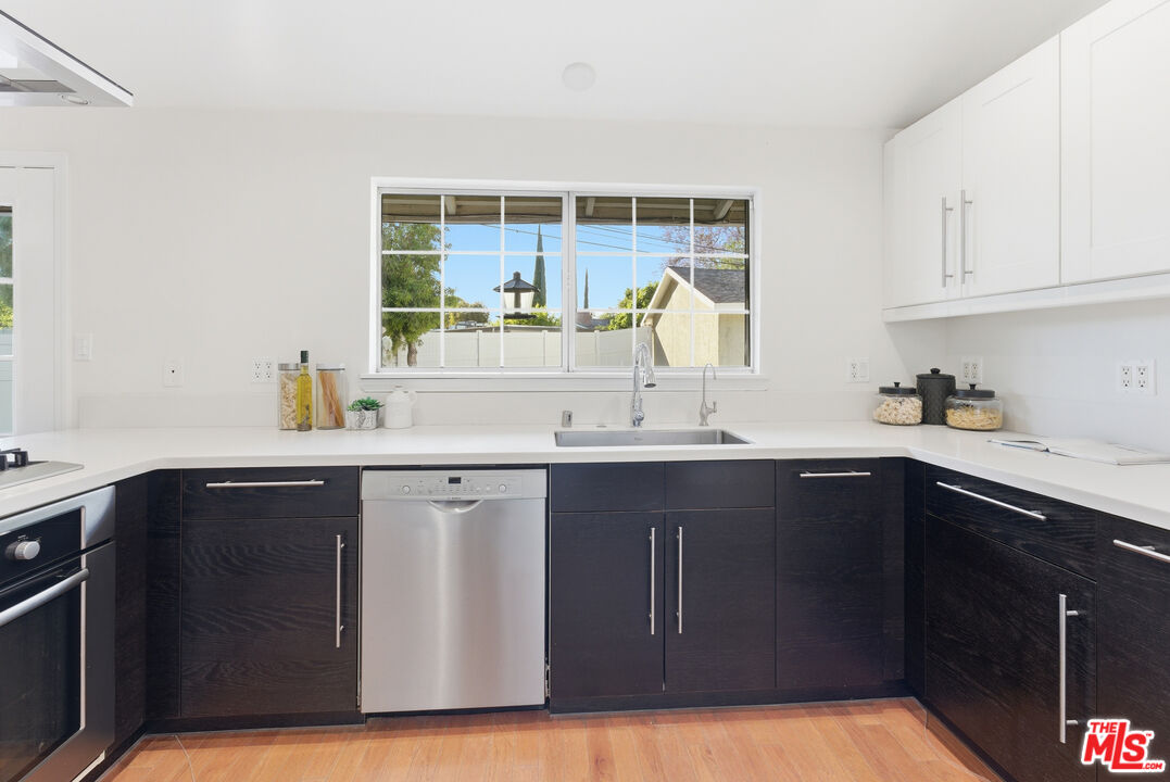 18445 Los Alimos Street Porter Ranch, CA 91326 - Photo 21 of 68