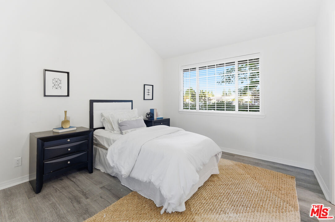 18445 Los Alimos Street Porter Ranch, CA 91326 - Photo 31 of 68