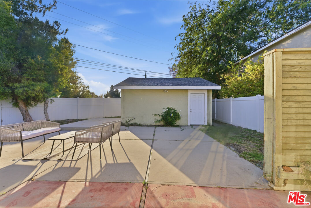 18445 Los Alimos Street Porter Ranch, CA 91326 - Photo 52 of 68