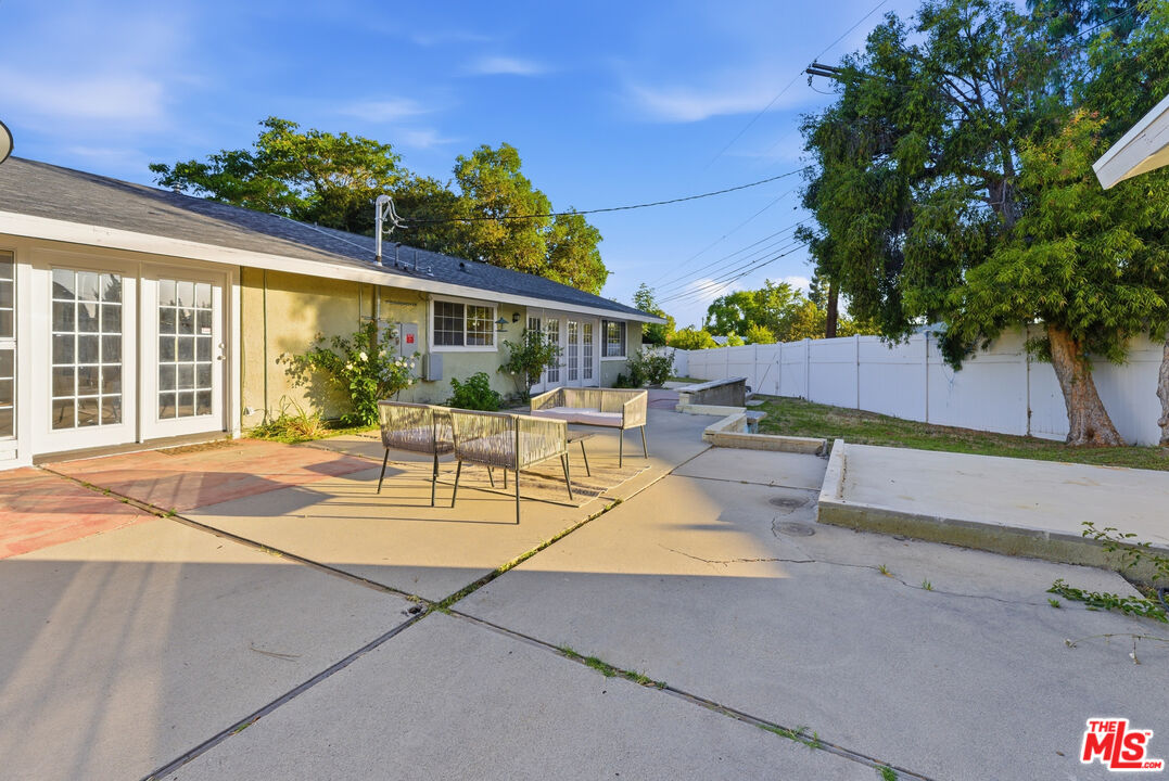 18445 Los Alimos Street Porter Ranch, CA 91326 - Photo 56 of 68