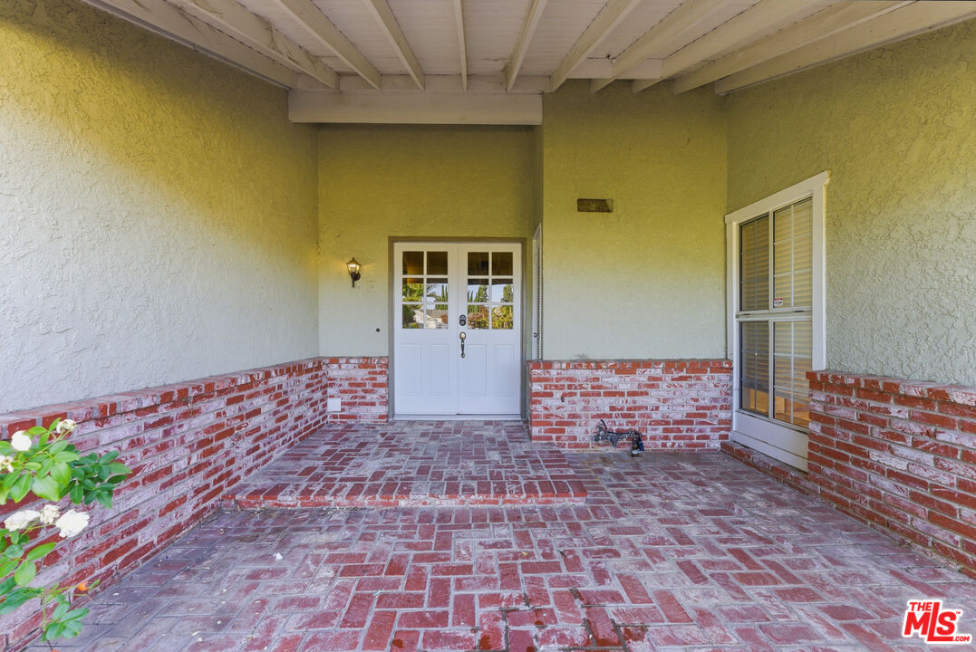 18445 Los Alimos Street Porter Ranch, CA 91326 - Photo 6 of 68