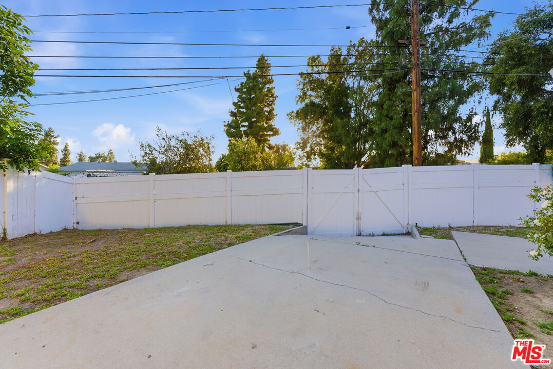 18445 Los Alimos Street Porter Ranch, CA 91326 - Photo 62 of 68