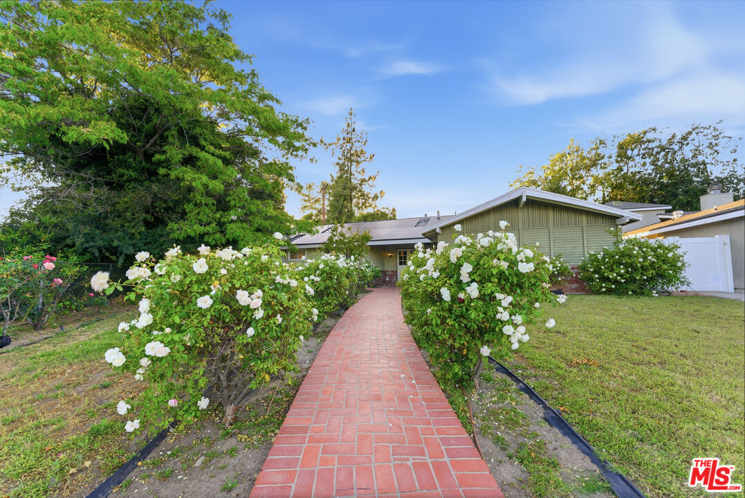 18445 Los Alimos Street Porter Ranch, CA 91326 - Photo 66 of 68