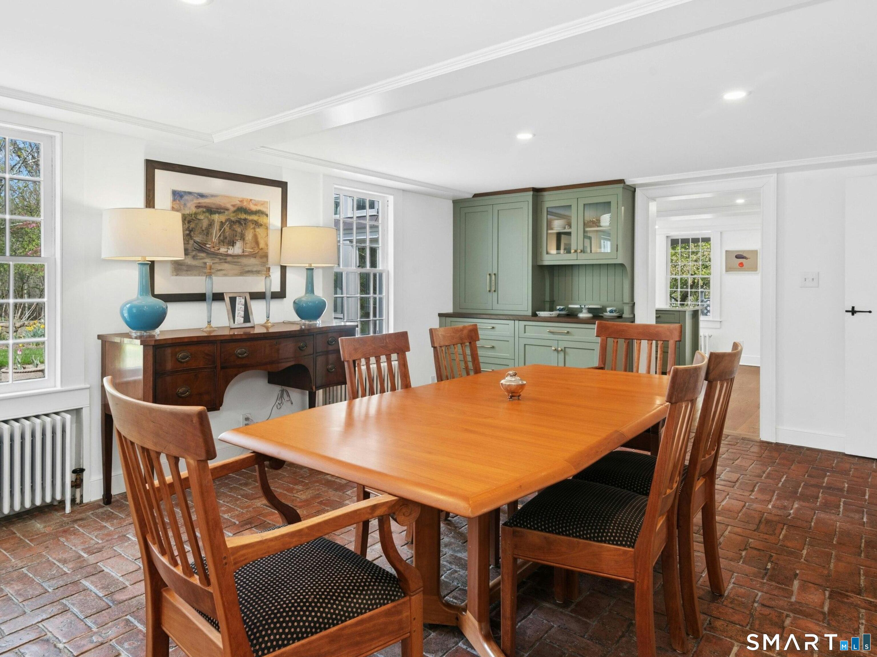 651 Nod Hill Road Wilton, CT 06897 - Photo 10 of 40