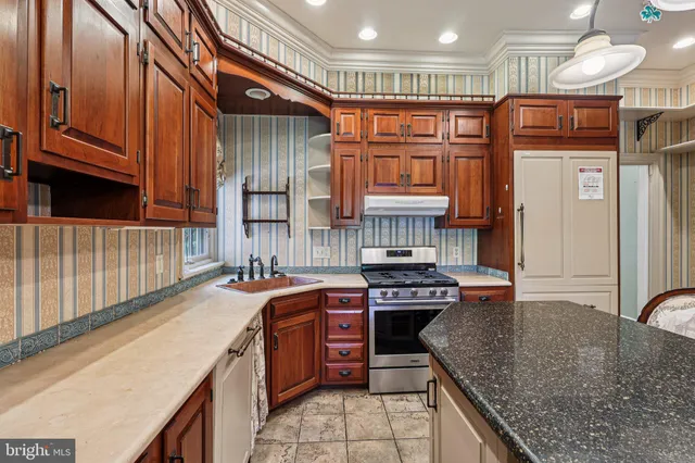 $4,500 | 1420 Pennsylvania Avenue, Berwyn, PA 19312