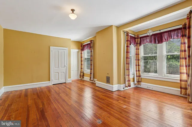 $4,500 | 1420 Pennsylvania Avenue, Berwyn, PA 19312