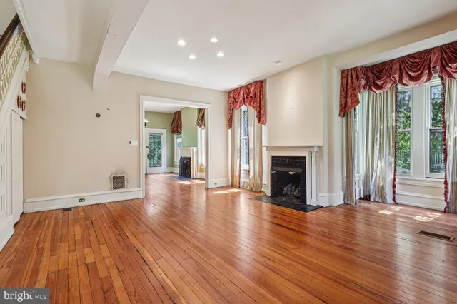 $4,500 | 1420 Pennsylvania Avenue, Berwyn, PA 19312