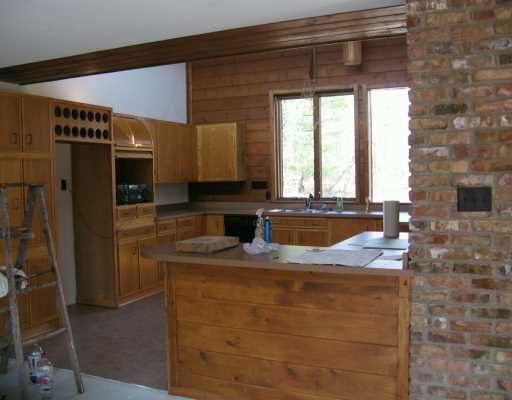 60600 Lilac Road South Bend, IN 46614 - Photo 3 of 8 Gallery Image 3