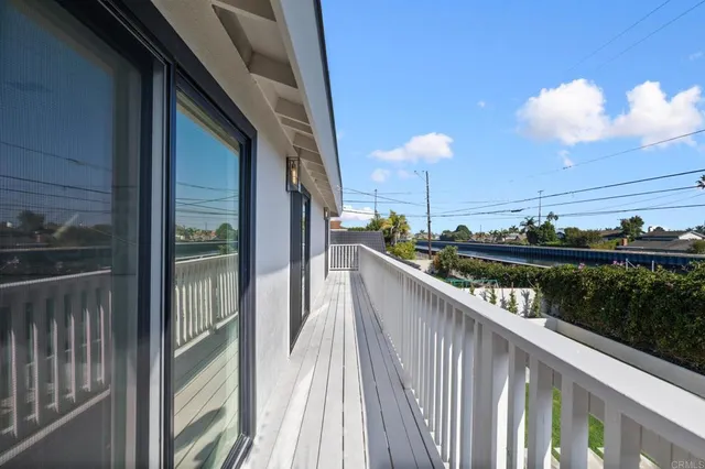 $2,249,000 | 21792 Kaneohe Lane, Huntington Beach, CA 92646