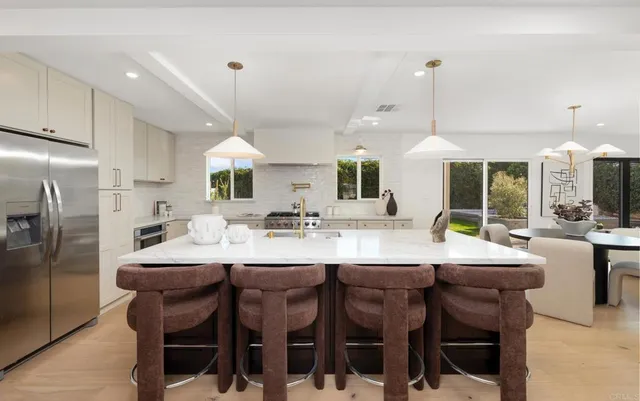 $2,249,000 | 21792 Kaneohe Lane, Huntington Beach, CA 92646