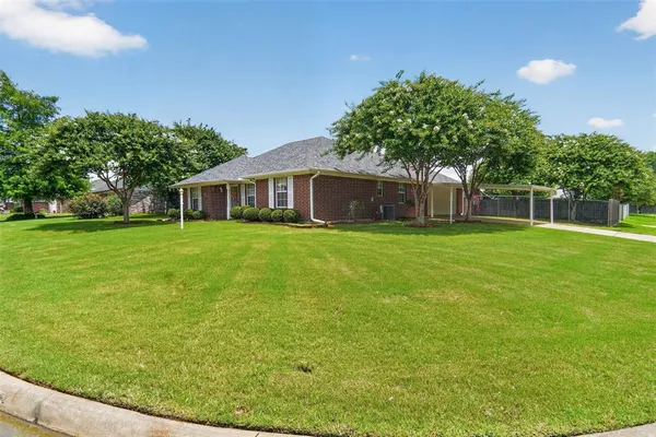 $230,000 | 145 48th Street Southeast, Paris, TX 75462