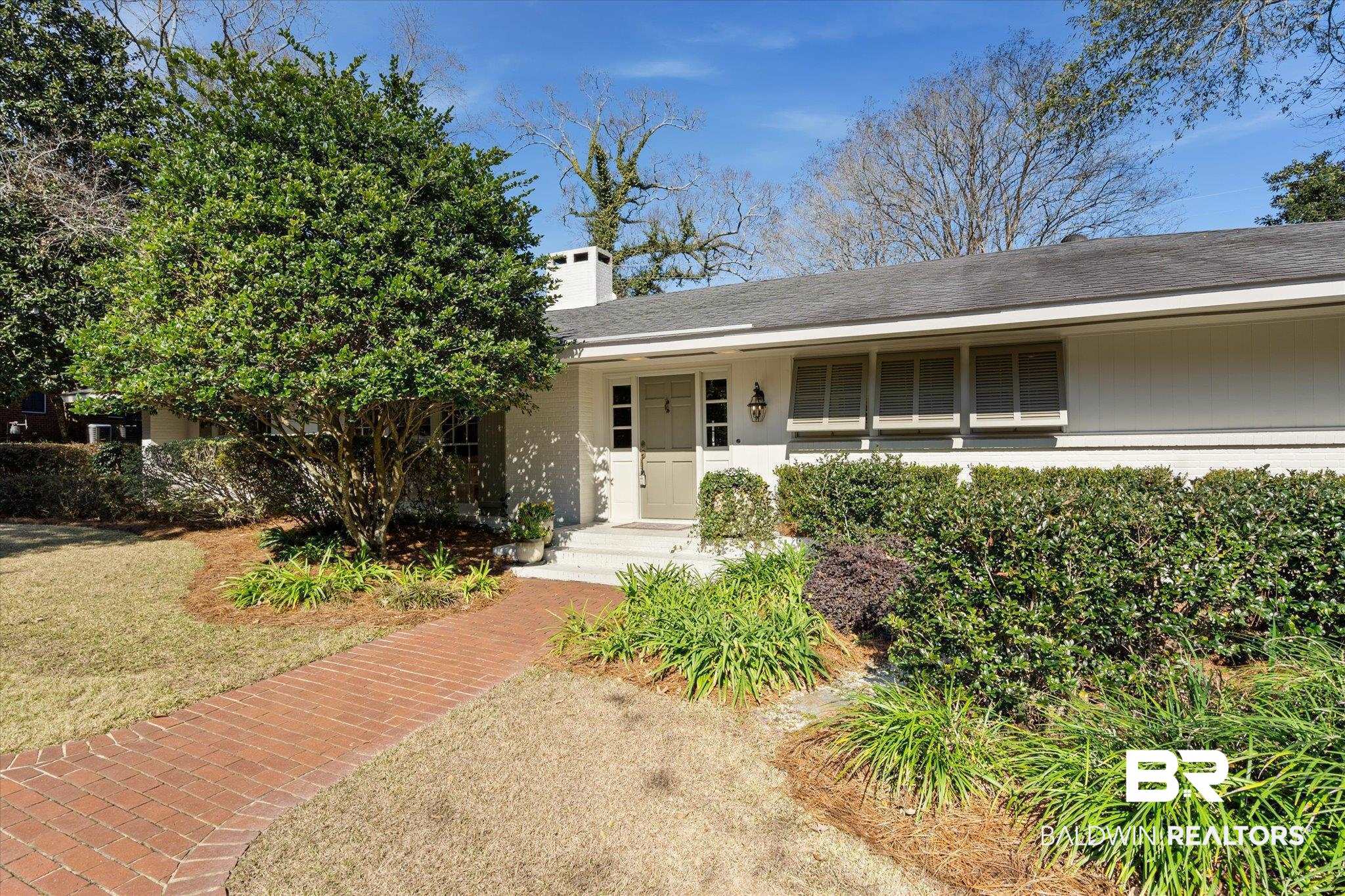 14 Spring Bank Road Mobile, AL 36608 - Photo 2 of 33