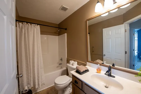 $379,900 | 601 Fall Creek Drive, Murfreesboro, TN 37129