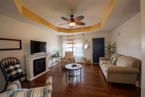 $379,900 | 601 Fall Creek Drive, Murfreesboro, TN 37129