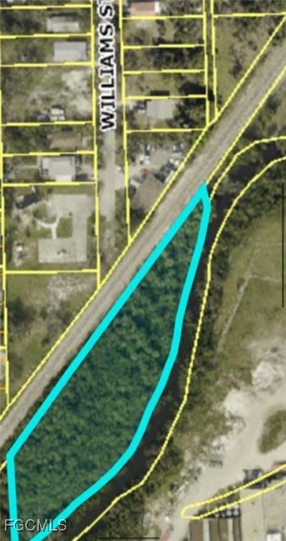 Williams Street Fort Myers, FL 33916 - Photo 2 of 3