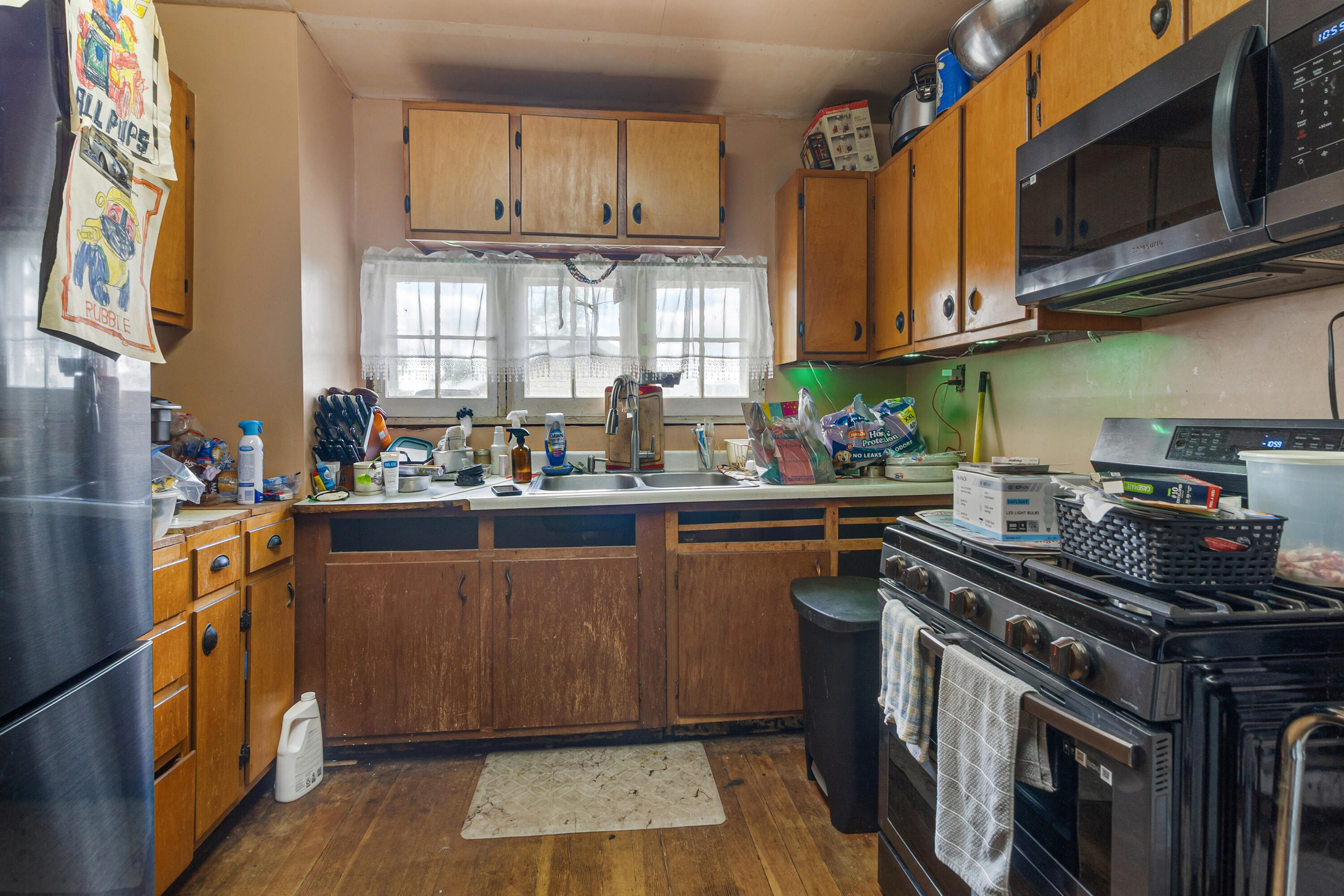N3175 Mistle Road Geneva, WI 53147 - Photo 8 of 26 Kitchen