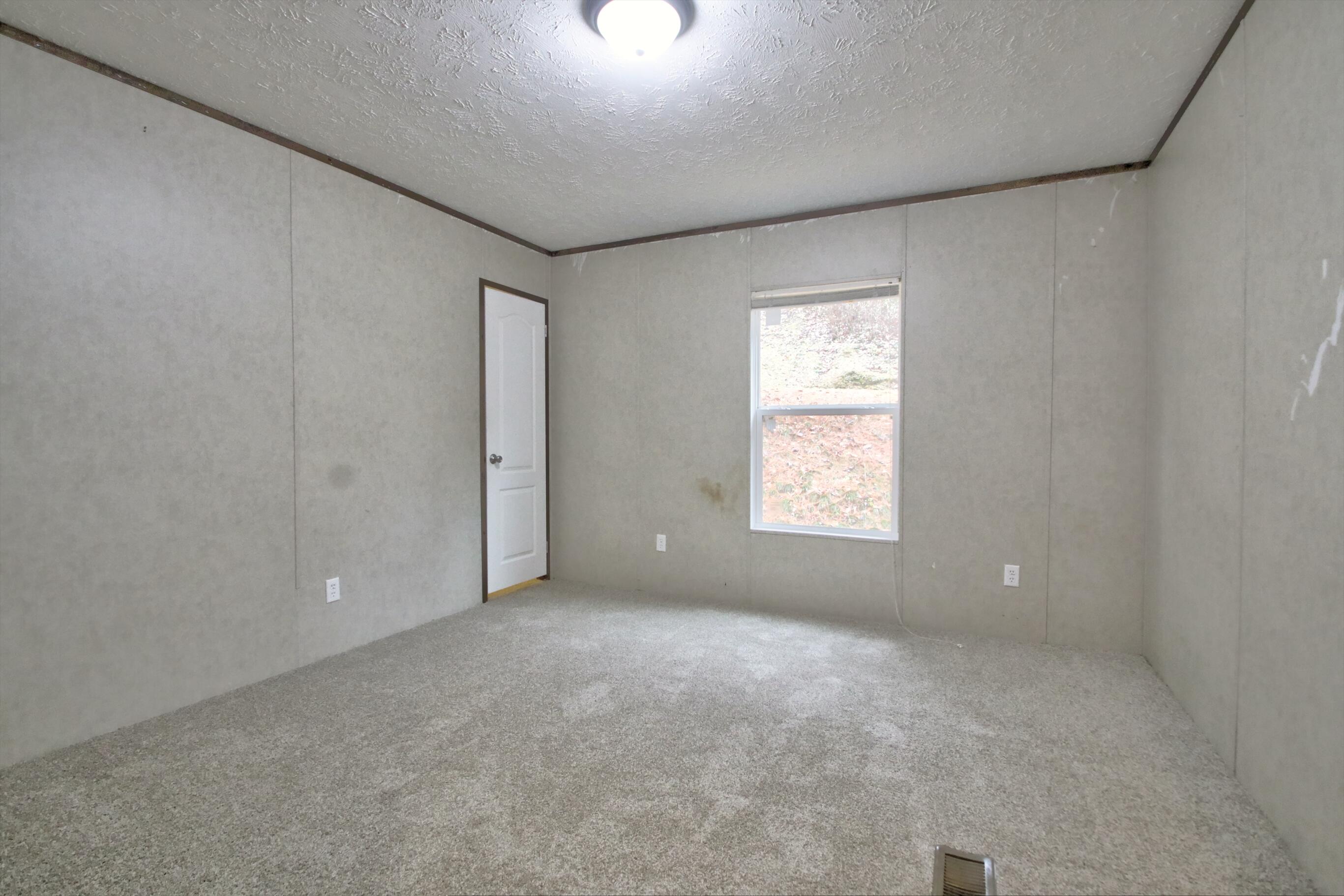 181 Dix Road Hazard, KY 41701 - Photo 27 of 38 42